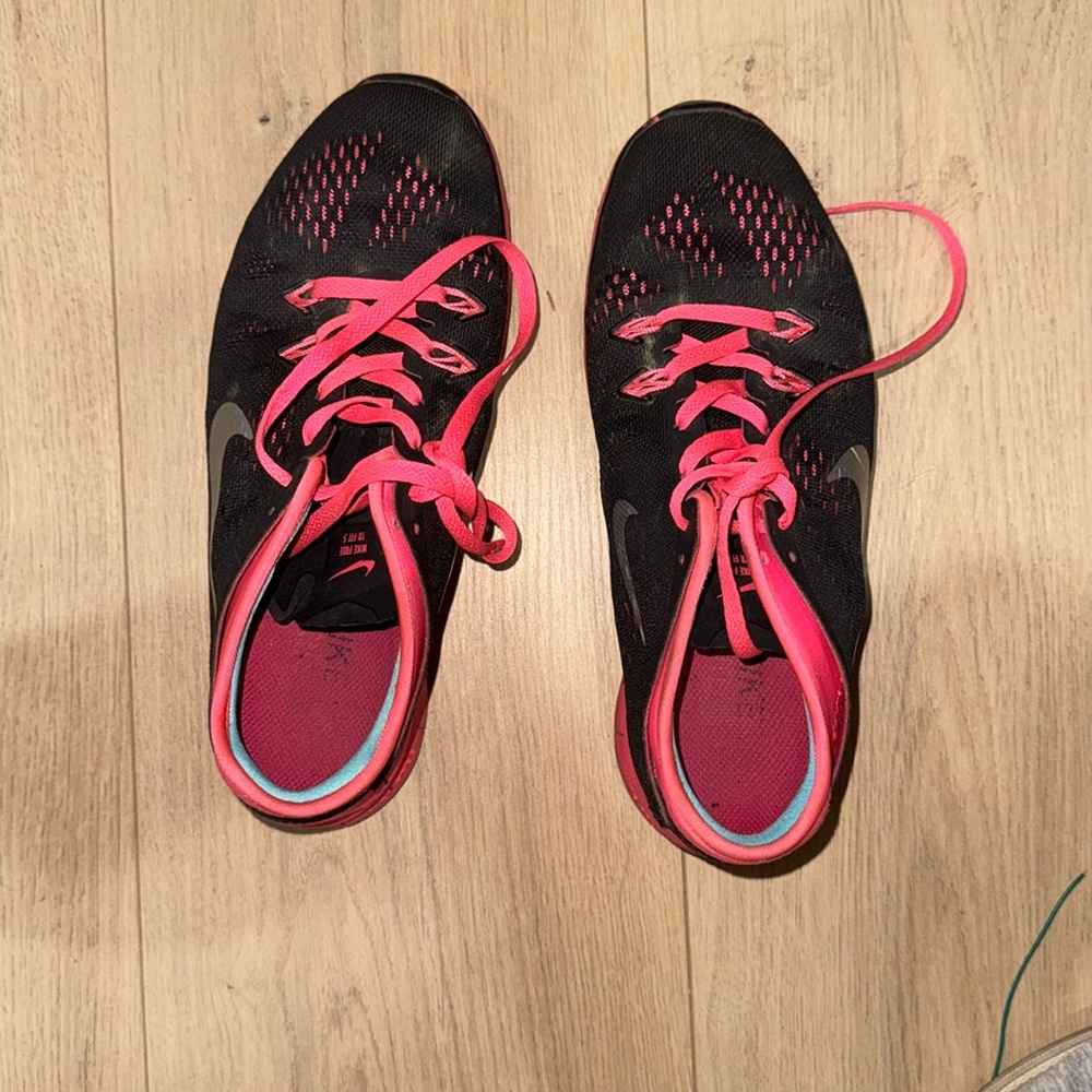 Women Nike sneakers